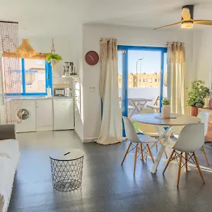Cozy House - View & Balcony Tarifa