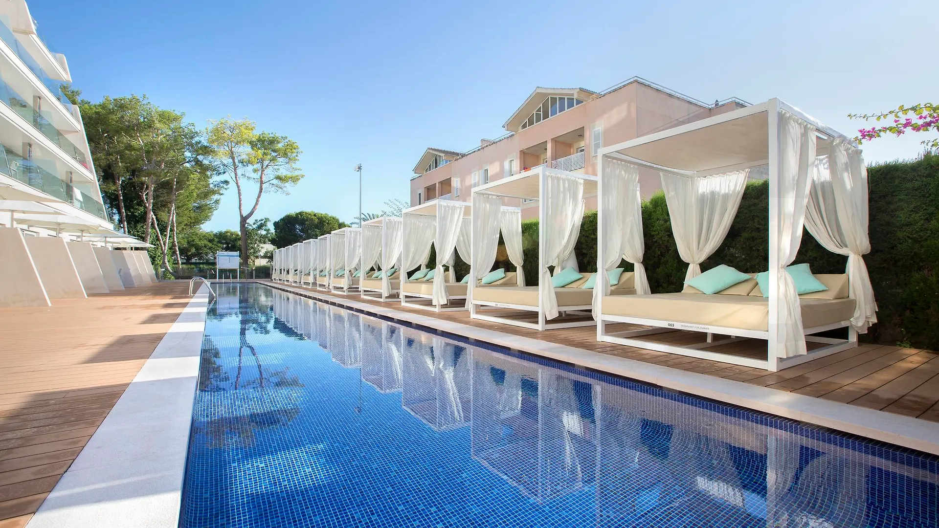 Mar Hotels Playa De Muro Suites 4*, Playa de Muro (Mallorca)