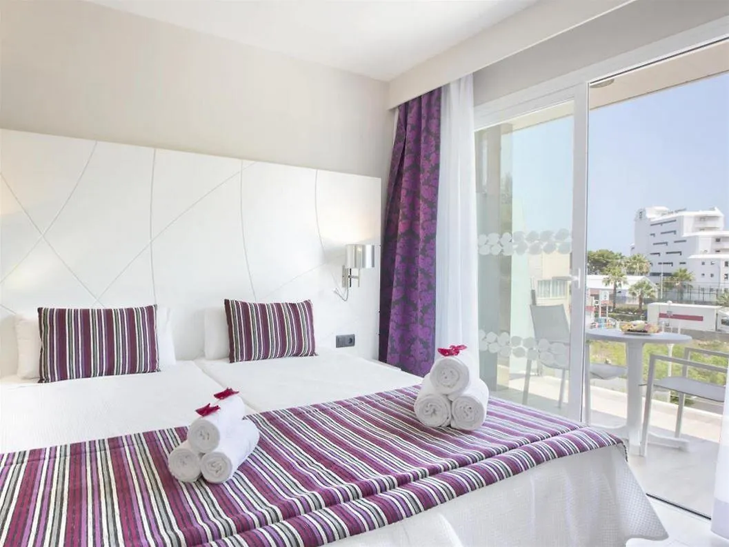 Mar Hotels Playa De Muro Suites